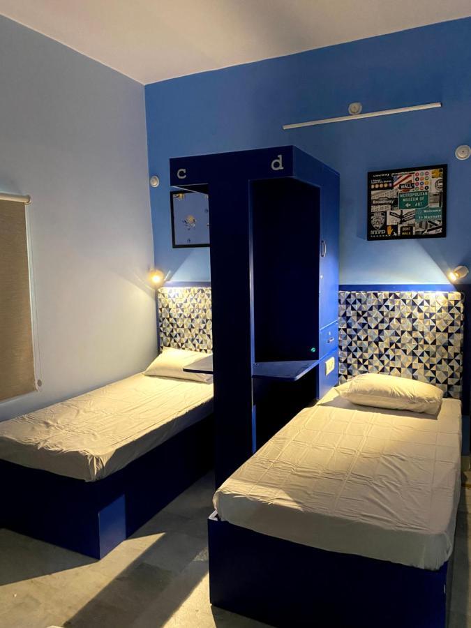 Backpackers Den Lucknow Exterior foto