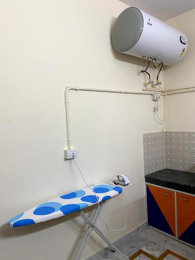 Backpackers Den Lucknow Exterior foto